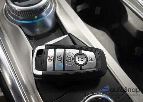 2022 Ford Explorer Xlt z USA, uszkodzony, nr VIN 1FMSK8DH3NGA72953